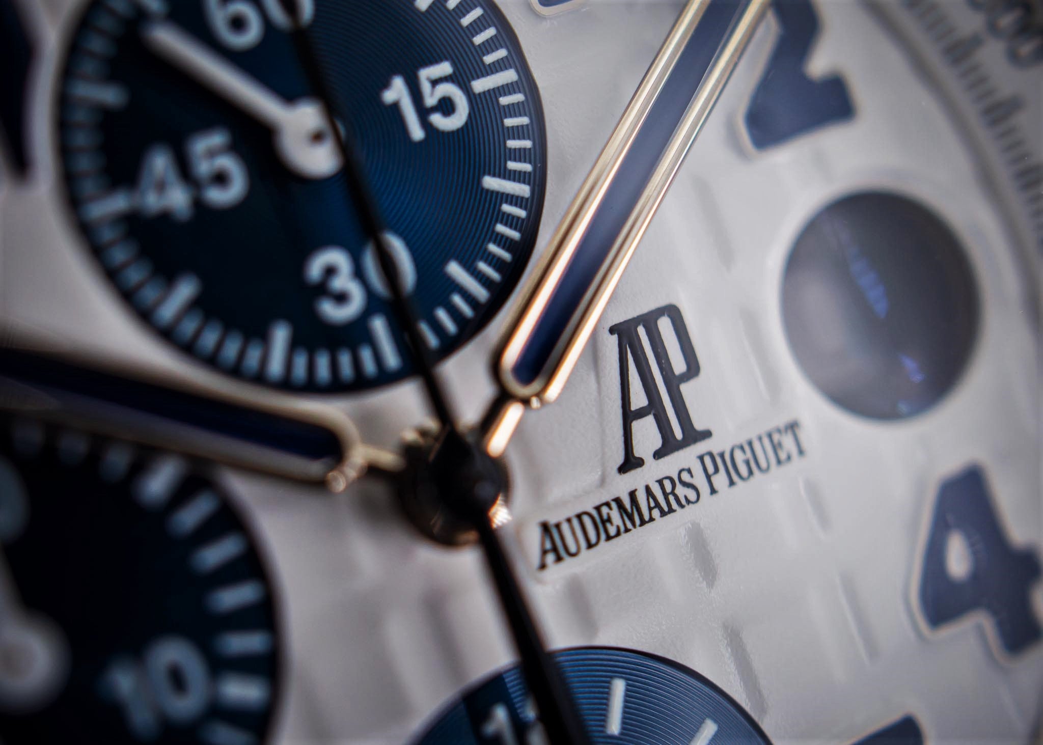 Audemars Piguet Royal Oak Offshore "Navy" - 26170ST.OO.D305CR.01