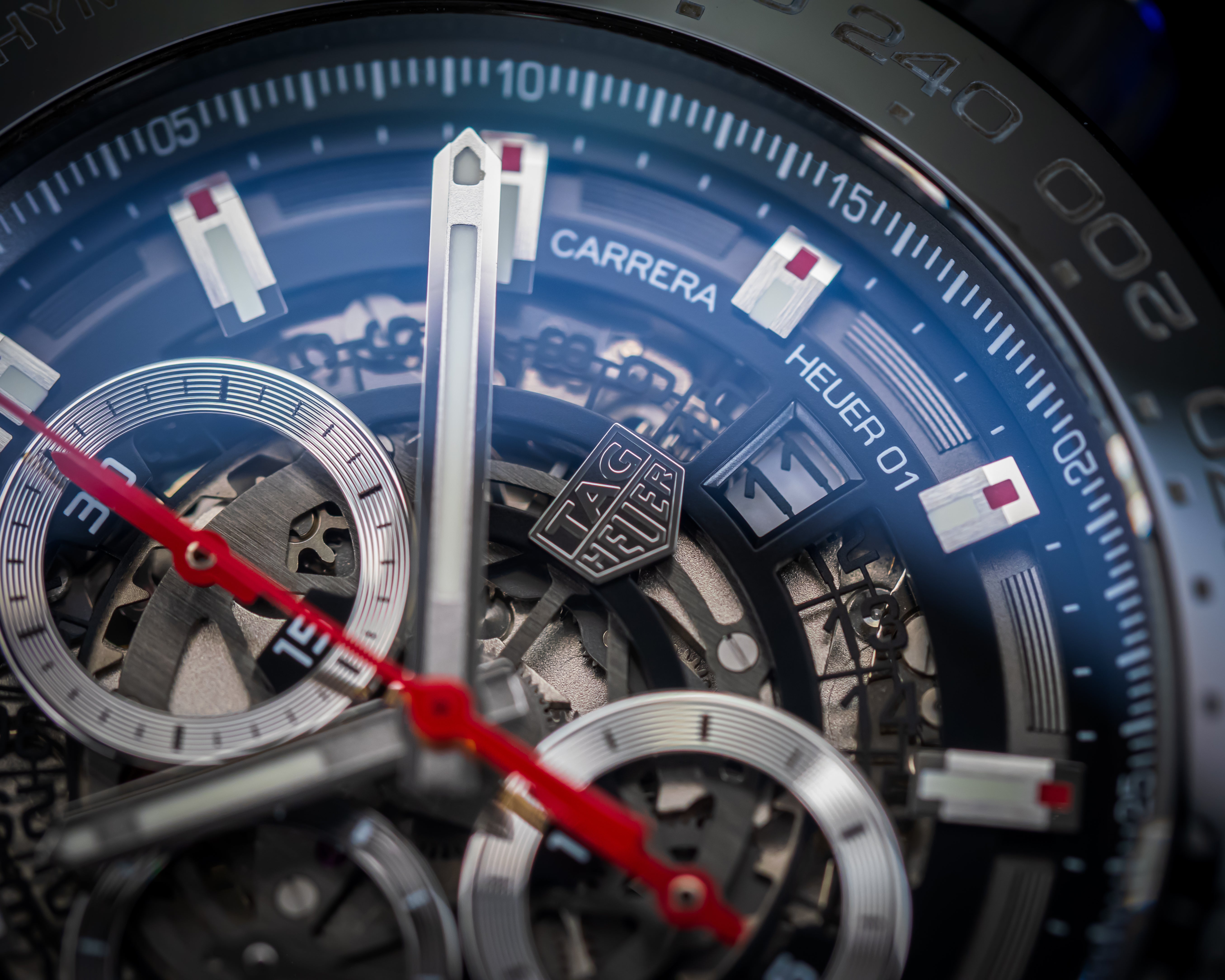 TAG HEUER CARRERA CALIBRE 01 SKELETON CHRONOGRAPH CAR2A1Z.FT6044