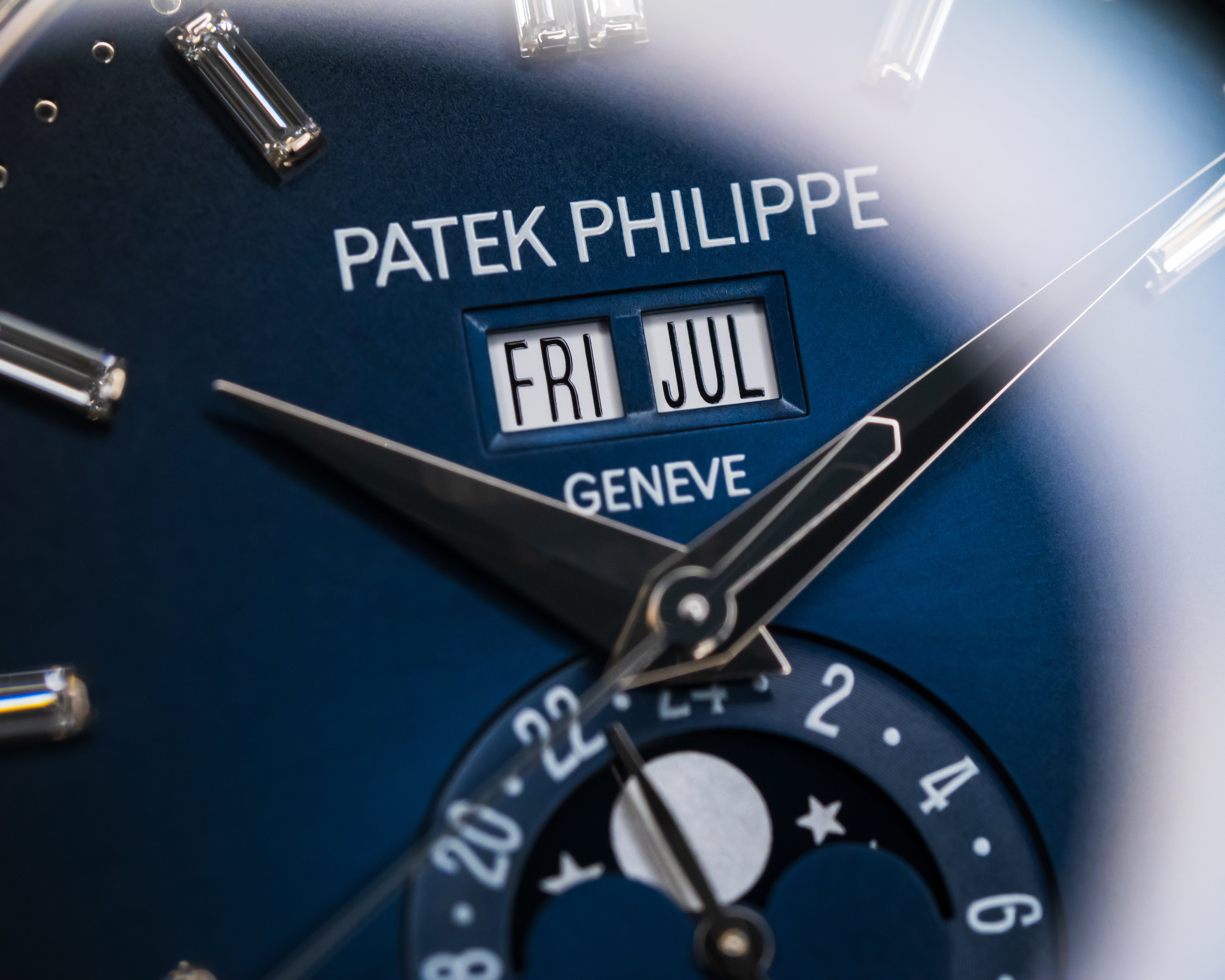 Patek Philippe Complications Annual Calendar White Gold – 5396G-017