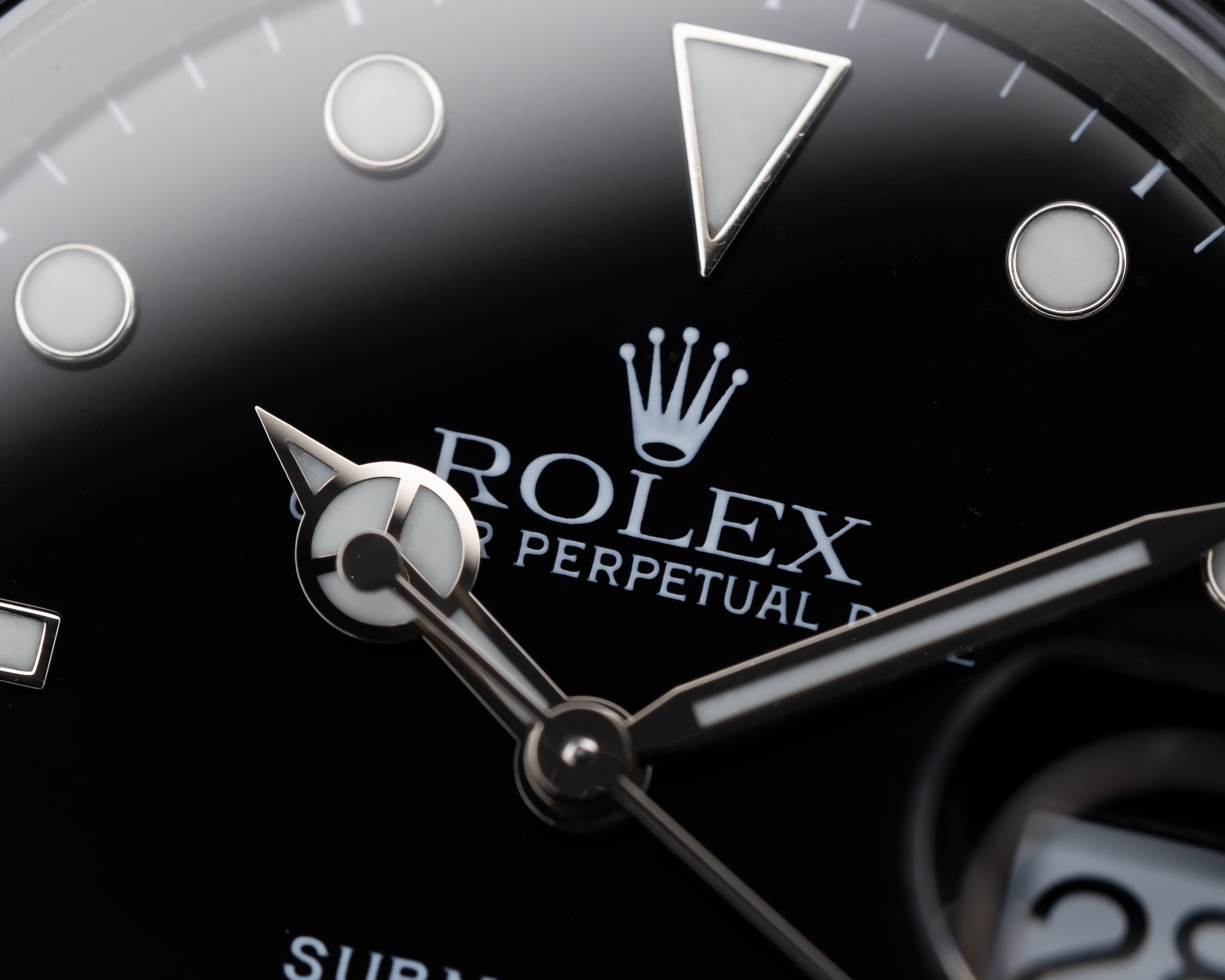 Rolex Submariner Date "Holed Case" Rolex Certified Pre-Owned 16610