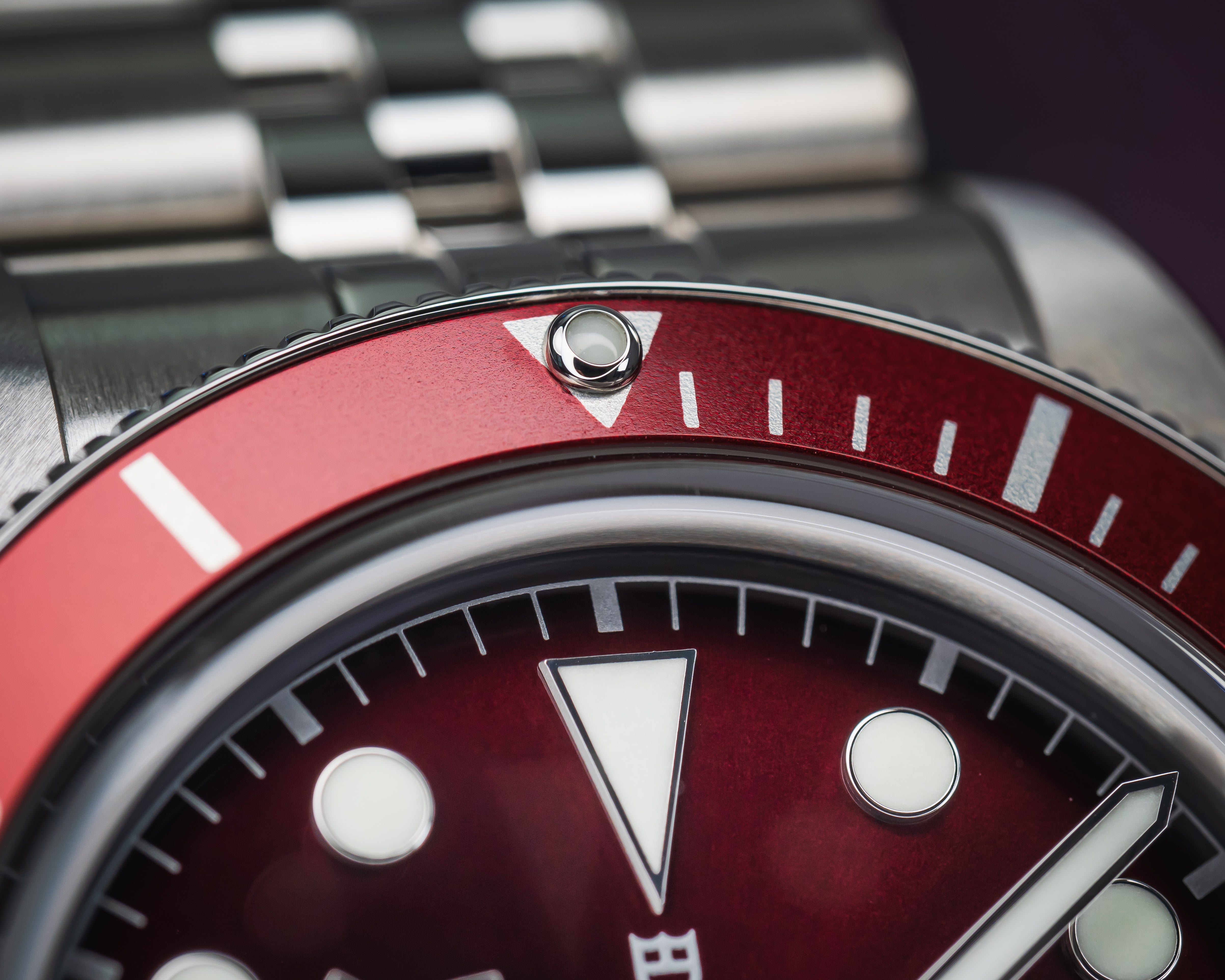 UNWORN TUDOR BLACK BAY 58 BURGUNDY 39MM M7939A1A0RU-0001