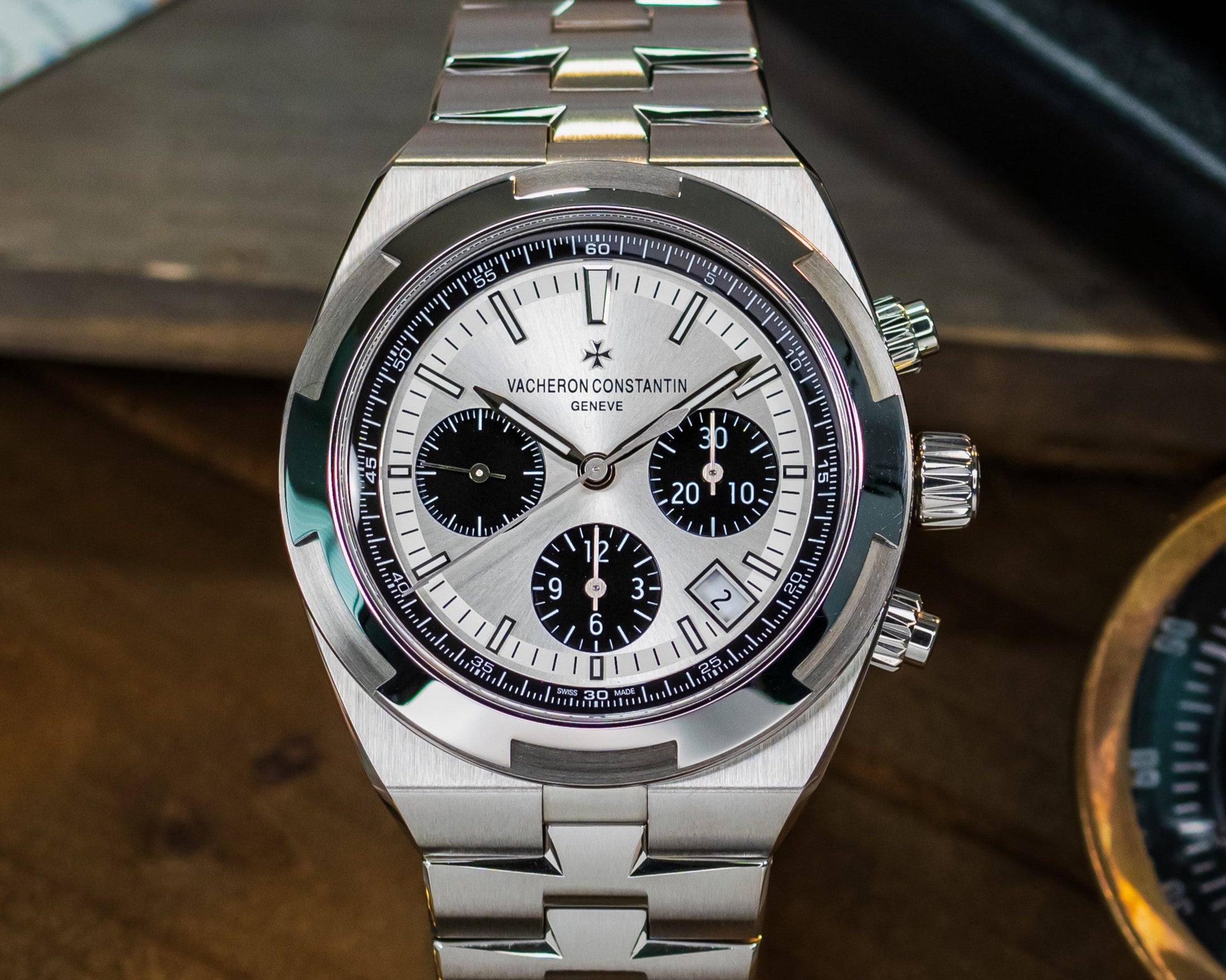 Vacheron Constantin Overseas Panda – 5500V/110A-B686