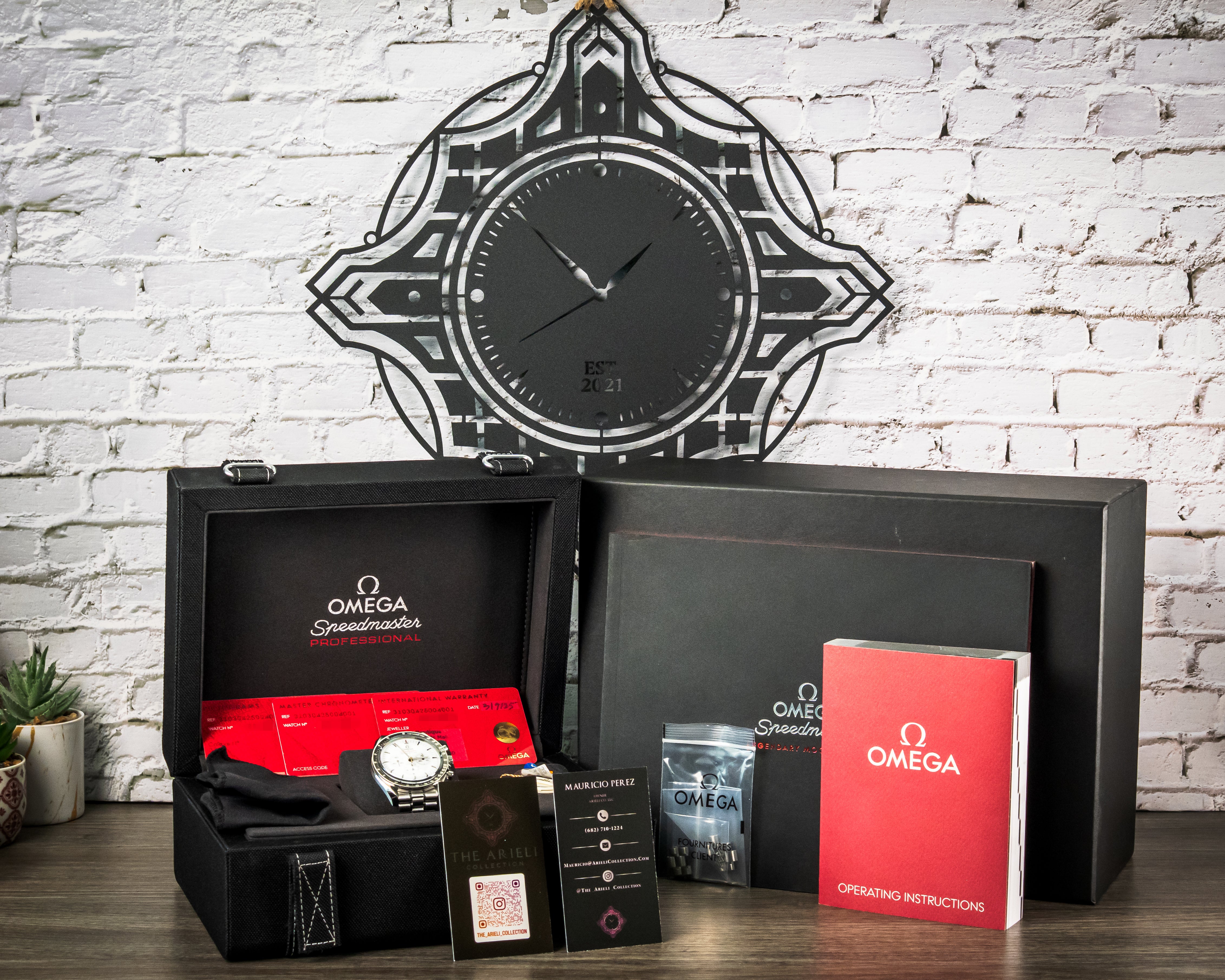 Omega Speedmaster Professional Moonwatch White Dial 310.30.42.50.04.001