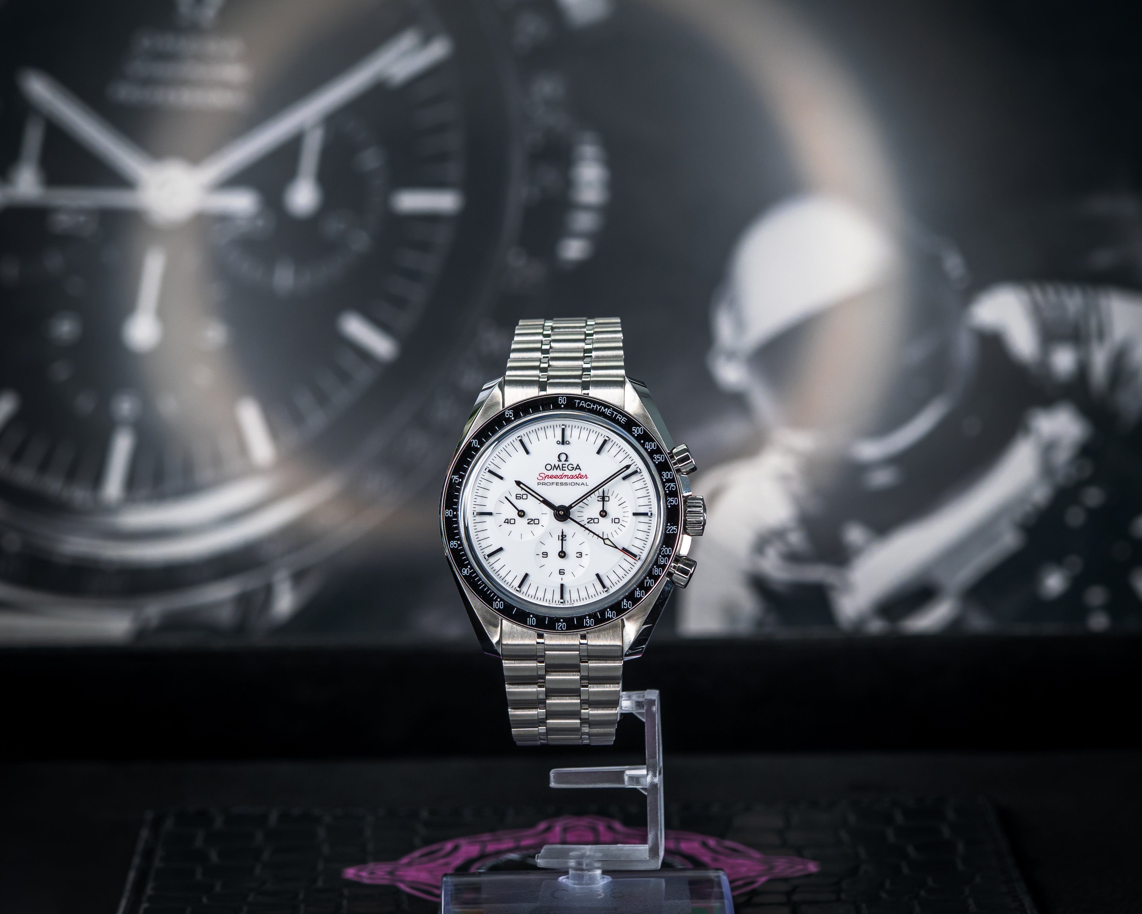 Omega Speedmaster Professional Moonwatch White Dial 310.30.42.50.04.001