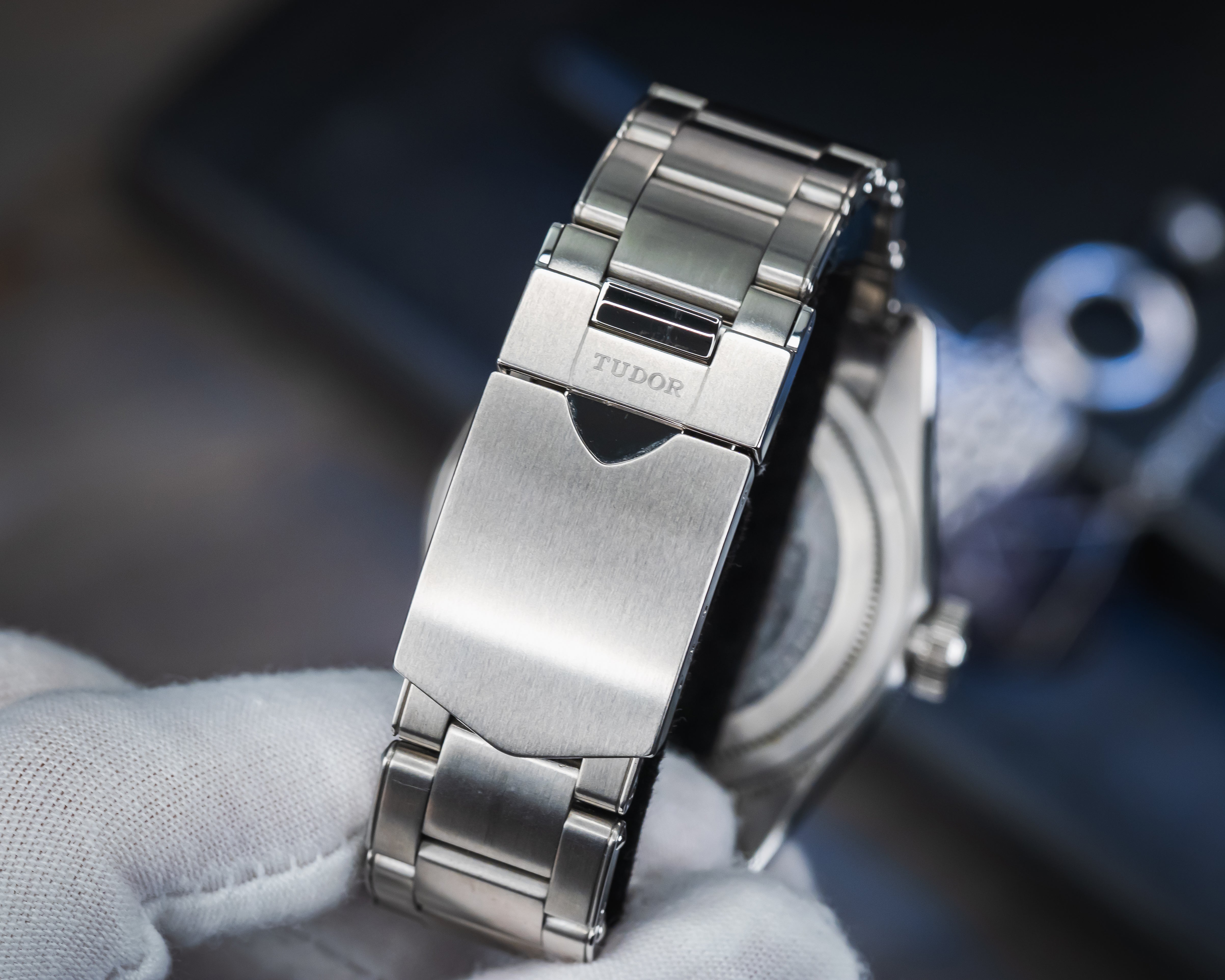 TUDOR BLACK BAY GMT “PEPSI” M79830RB-0001