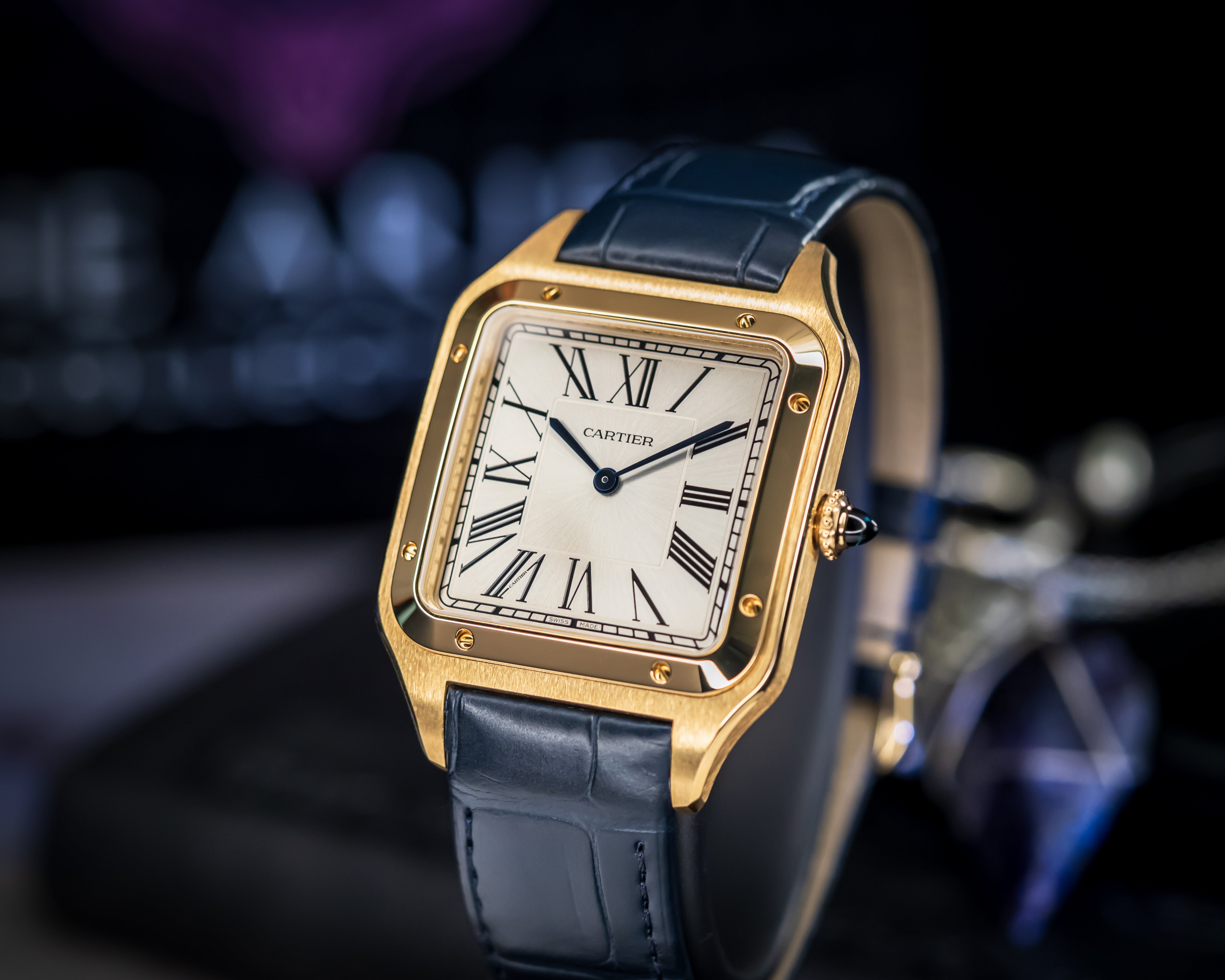 UNWORN CARTIER SANTOS-DUMONT EXTRA LARGE 18KT YELLOW GOLD WGSA0108