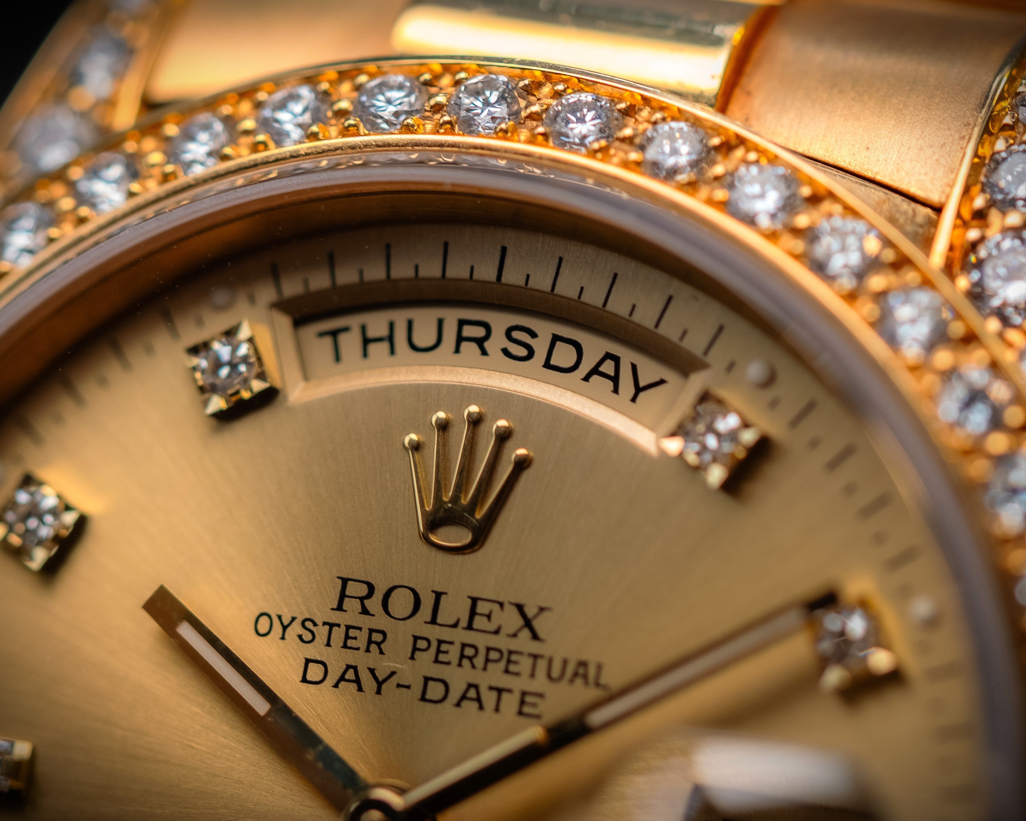 Rolex President Day-Date 36 Yellow Gold & Diamonds – 18388
