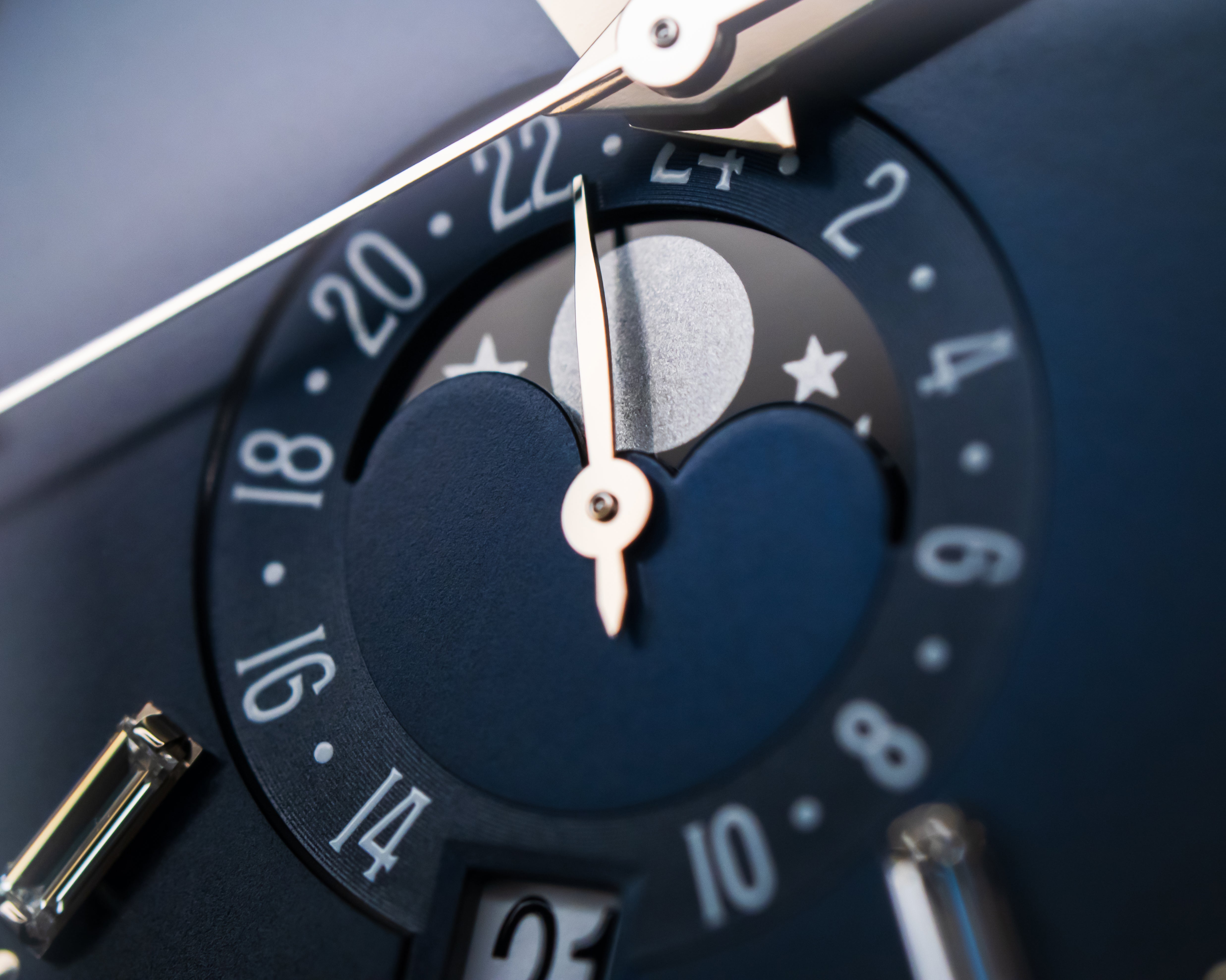 Patek Philippe Complications Annual Calendar White Gold – 5396G-017