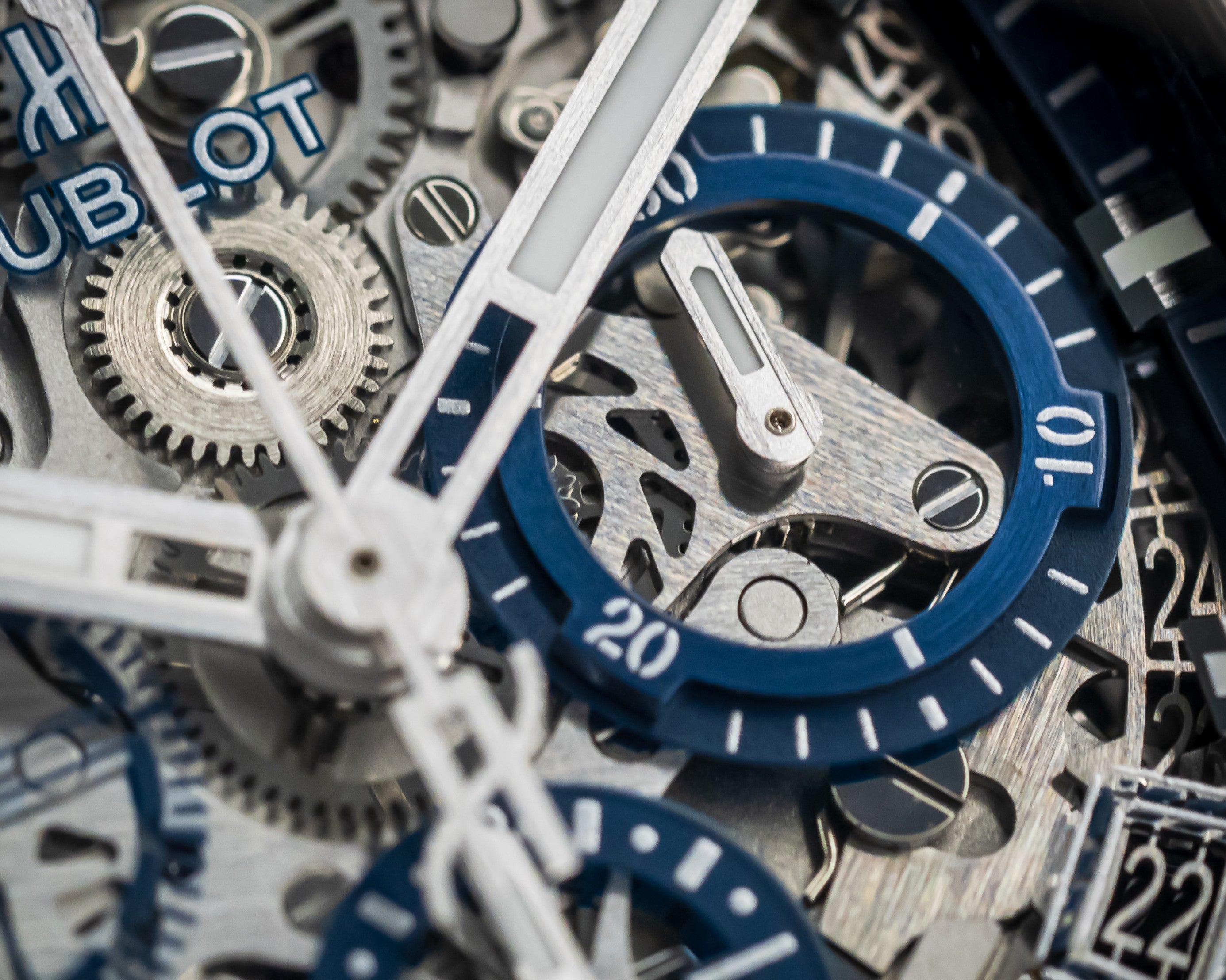 HUBLOT SPIRIT OF BIG BANG BLUE & BLACK CERAMIC CHRONOGRAPH 641.CI.7170.LR
