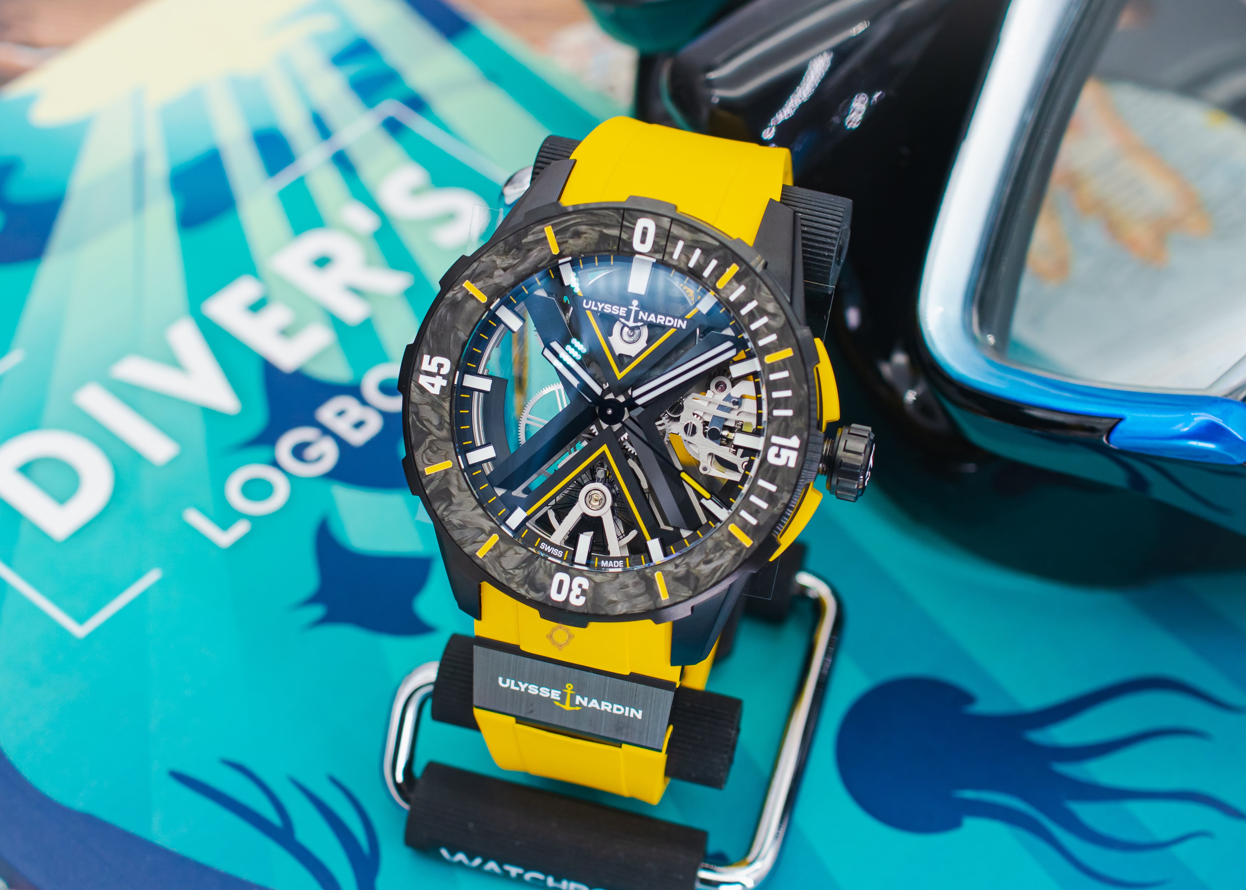 Ulysse Nardin Diver X Yellow - 3723-170LE-2A-BLACK/3B