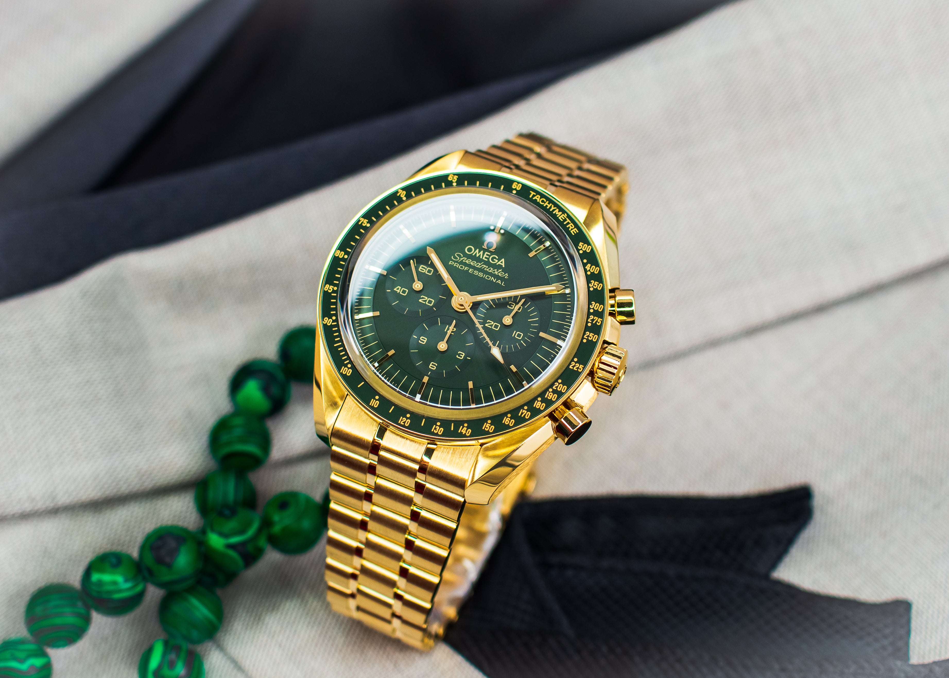 Omega Speedmaster Moonshine Gold Green Dial - 310.60.42.50.10.001